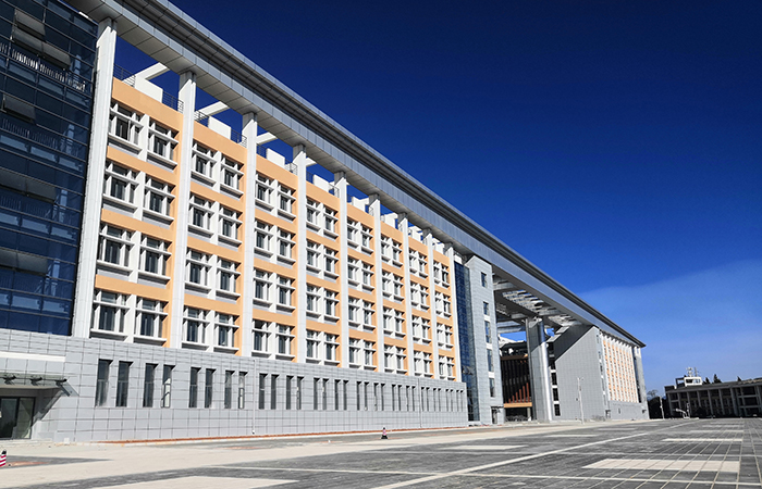 1630504664278803.jpg 小3云南技師學(xué)院C區(qū)教學(xué)樓 王瑋攝影.jpg